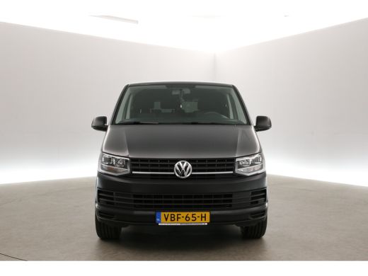 Volkswagen Transporter 2.0 TDI L2H1 | Dubbele Cabine | 6 Persoons | Airco Trekhaak LED PDC 17''LMV Sidebars ActivLease financial lease