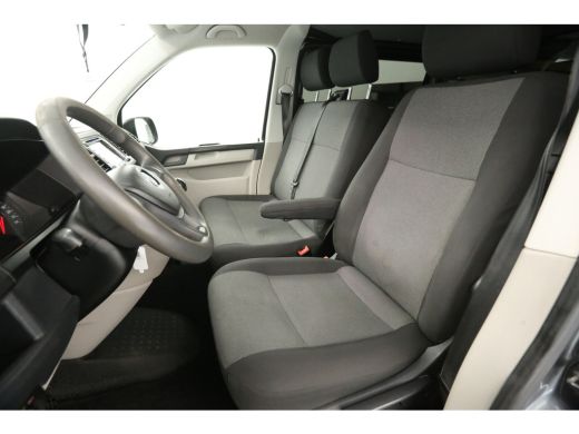 Volkswagen Transporter 2.0 TDI L2H1 | Dubbele Cabine | 6 Persoons | Airco Trekhaak LED PDC 17''LMV Sidebars ActivLease financial lease