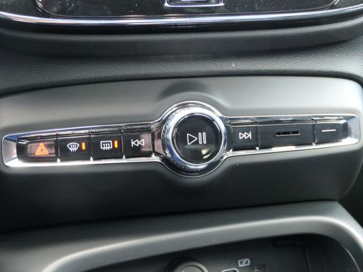 Volvo  C40 Recharge Twin Ultimate 408 pk | Harman/Kardon | Elektrische Stoelen | Keyless | Stoelverwarming |... ActivLease financial lease