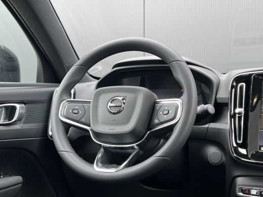 Volvo  C40 Single Motor Extended Range Plus 82 kWh | Camera | Panoramadak | Stoelverwarming | ELektrische Ac... ActivLease financial lease