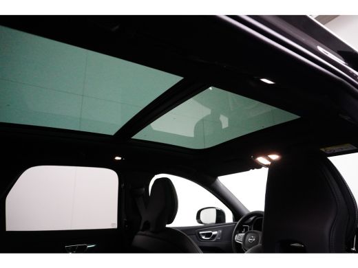 Volvo  XC60 2.0 T6 Plug-in hybrid AWD Plus Dark NIEUWE AUTO! | Trekhaak | 360CAM | 21'' | Heel Compleet! ActivLease financial lease