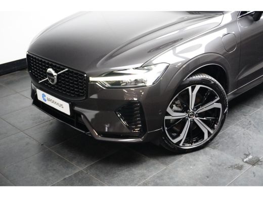 Volvo  XC60 2.0 T6 Plug-in hybrid AWD Plus Dark NIEUWE AUTO! | Trekhaak | 360CAM | 21'' | Heel Compleet! ActivLease financial lease