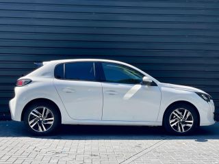 Peugeot 208 1.2 100PK ALLURE NAVI / LED / CLIMA / PDC / 16"LMV / CAMERA / ADAPT. CRUISECONTROL / STOELVERWARM...