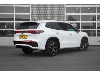 Volkswagen Tayron 1.5 eHybrid 204pk R-Line Edition | Panoramadak | Head-Up | Adaptive Cruise | 20" | 360 Camera