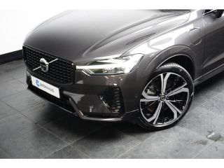 Volvo  XC60 2.0 T6 Plug-in hybrid AWD Plus Dark NIEUWE AUTO! | Trekhaak | 360CAM | 21'' | Heel Compleet!