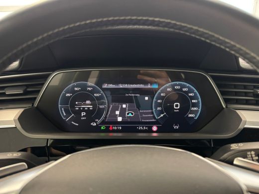 Audi e-tron 50 quattro edition 71 kWh | Achteruitrijcamera | Apple CarPlay / Android Auto incl. extra USB-poo... ActivLease financial lease