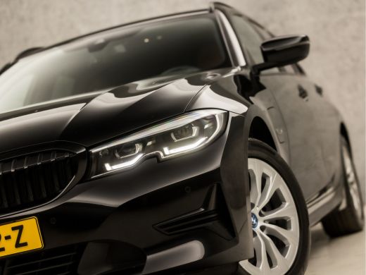 BMW 3 Serie Touring 320e High Executive 204Pk Automaat (APPLE CARPLAY, GROOT NAVI, COGNAC LEDER, TREKHAAK ELE... ActivLease financial lease