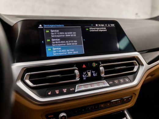 BMW 3 Serie Touring 320e High Executive 204Pk Automaat (APPLE CARPLAY, GROOT NAVI, COGNAC LEDER, TREKHAAK ELE... ActivLease financial lease