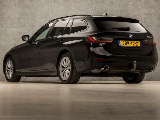 BMW 3 Serie Touring 320e High Executive 204Pk Automaat (APPLE CARPLAY, GROOT NAVI, COGNAC LEDER, TREKHAAK ELE... ActivLease financial lease
