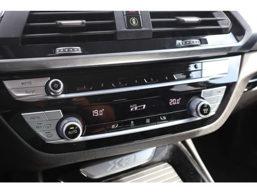 BMW X3 xDrive30e eDrive Edition Trekhaak / 360 camera / Head-up / Adaptieve cruise / ActivLease financial lease