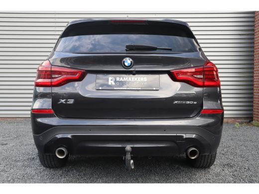 BMW X3 xDrive30e eDrive Edition Trekhaak / 360 camera / Head-up / Adaptieve cruise / ActivLease financial lease