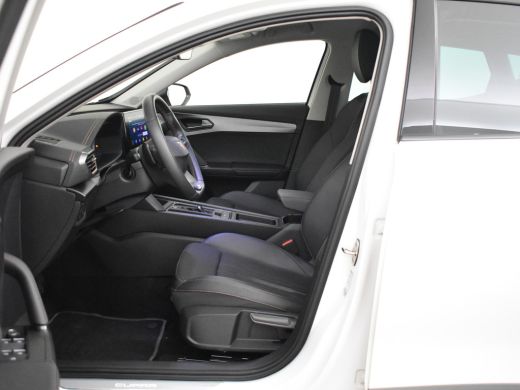 CUPRA Formentor 1.4 e-Hybrid Business 204pk Navigatie | App connect | Keyless |  Led koplampen | Parkeersensoren ... ActivLease financial lease