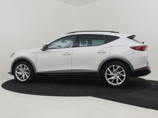 CUPRA Formentor 1.4 e-Hybrid Business 204pk Navigatie | App connect | Keyless |  Led koplampen | Parkeersensoren ... ActivLease financial lease