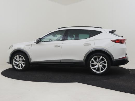 CUPRA Formentor 1.4 e-Hybrid Business 204pk Navigatie | App connect | Keyless |  Led koplampen | Parkeersensoren ... ActivLease financial lease