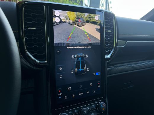 Ford Ranger Wildtrak PHEV 0,99 RENTE | 3500KG Trekgewicht | Rollertop | Trekhaak | Achteruitrijcamera | Apple... ActivLease financial lease