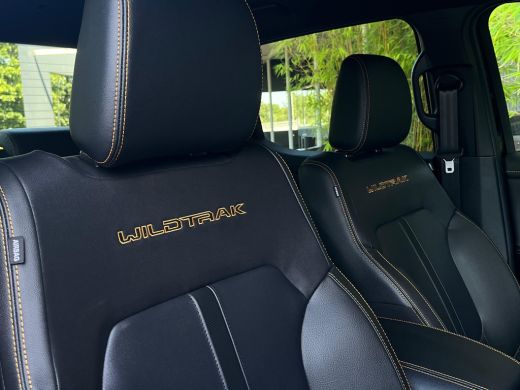 Ford Ranger Wildtrak PHEV 0,99 RENTE | 3500KG Trekgewicht | Rollertop | Trekhaak | Achteruitrijcamera | Apple... ActivLease financial lease