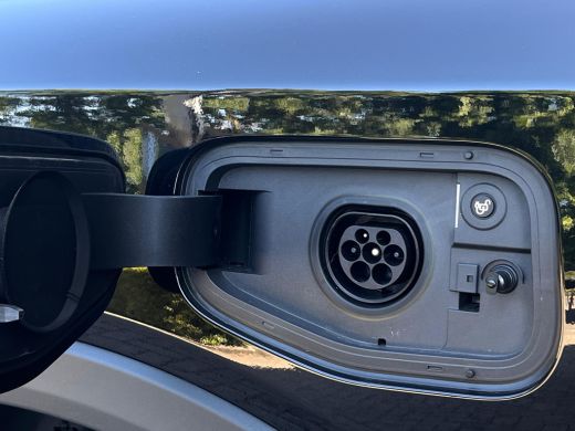 Ford Ranger Wildtrak PHEV 0,99 RENTE | 3500KG Trekgewicht | Rollertop | Trekhaak | Achteruitrijcamera | Apple... ActivLease financial lease