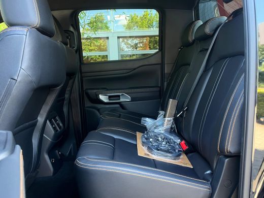 Ford Ranger Wildtrak PHEV 0,99 RENTE | 3500KG Trekgewicht | Rollertop | Trekhaak | Achteruitrijcamera | Apple... ActivLease financial lease