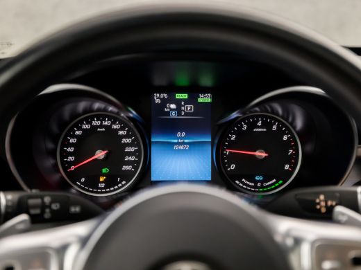 Mercedes-Benz C-Klasse Estate 300 e AMG Pack 320Pk Automaat (PANORAMADAK, APPLE CARPLAY, SFEERVERLICHTING, CAMERA, LEDER... ActivLease financial lease