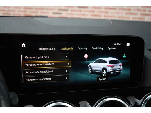 Mercedes-Benz GLA 250 e AMG Pano Night Camera ActivLease financial lease