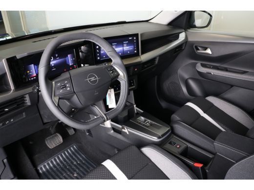 Opel Frontera 1.2 Turbo Hybrid GS 136 | Navi | Verw. voorstoelen en voorruit | Camera | PDC V+A | Apple carplay... ActivLease financial lease