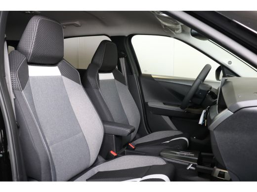 Opel Frontera 1.2 Turbo Hybrid GS 136 | Navi | Verw. voorstoelen en voorruit | Camera | PDC V+A | Apple carplay... ActivLease financial lease