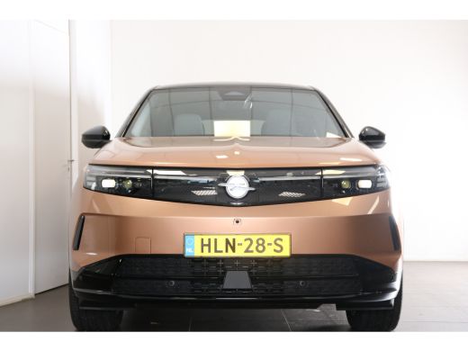 Opel Grandland GS 73 kWh | Navi | Verw. Stoelen-stuur-voorruit | Camera | LMV 20 "| PDC V+A | ActivLease financial lease