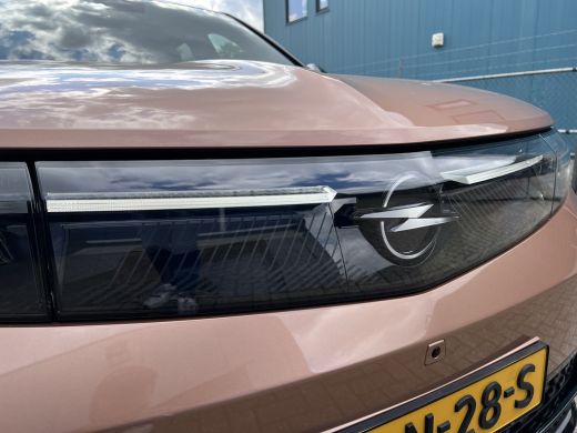 Opel Grandland GS 73 kWh | Navi | Verw. Stoelen-stuur-voorruit | Camera | LMV 20 "| PDC V+A | ActivLease financial lease
