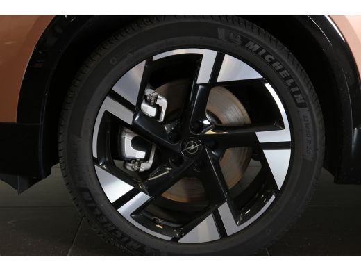 Opel Grandland GS 73 kWh | Navi | Verw. Stoelen-stuur-voorruit | Camera | LMV 20 "| PDC V+A | ActivLease financial lease