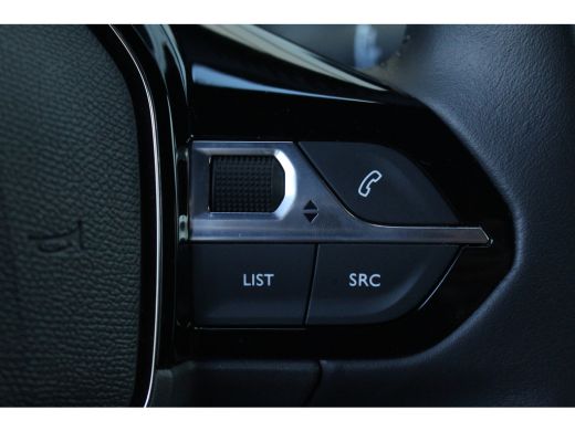 Peugeot 2008 1.2 100 Allure | Camera | Parkeersensoren Rondom | Carplay | Virtueel Dashboard | Cruise | Climat... ActivLease financial lease