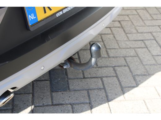 Renault Captur 1.3 TCe 140 Intens | Navi | Camera | LED koplampen | Climate control ActivLease financial lease