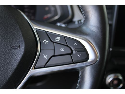 Renault Captur 1.3 TCe 140 Intens | Navi | Camera | LED koplampen | Climate control ActivLease financial lease