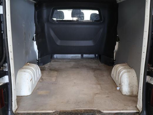 Renault Trafic 2.0 BLUE DCI 130 PK DUBBEL CABINE 6-PERS. L2H1 + APPLE CARPLAY | LED | CRUISE | CLIMATE CONTROL ActivLease financial lease