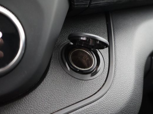 Renault Trafic 2.0 BLUE DCI 130 PK DUBBEL CABINE 6-PERS. L2H1 + APPLE CARPLAY | LED | CRUISE | CLIMATE CONTROL ActivLease financial lease