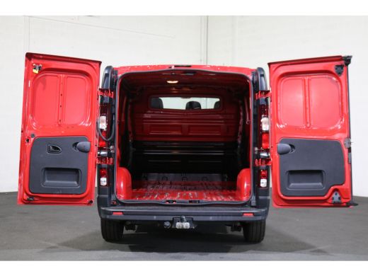 Renault Trafic 2.0 dCi 120pk L1 H1 Comfort Airco Trekhaak ActivLease financial lease