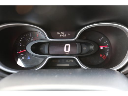 Renault Trafic 2.0 dCi 120pk L1 H1 Comfort Airco Trekhaak ActivLease financial lease