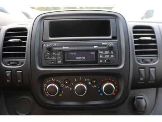 Renault Trafic 2.0 dCi 120pk L1 H1 Comfort Airco Trekhaak ActivLease financial lease
