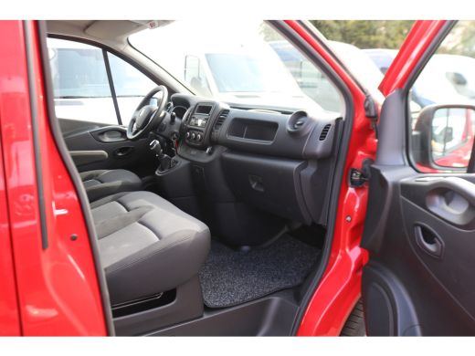 Renault Trafic 2.0 dCi 120pk L1 H1 Comfort Airco Trekhaak ActivLease financial lease