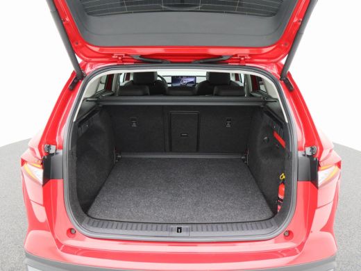Skoda Enyaq iV 80 204 Pk | Camera | Trekhaak | Carplay | Elektrische Stoel | Elektrische Achterklep | Full LED |... ActivLease financial lease