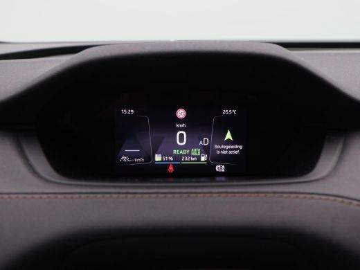 Skoda Enyaq iV 80 204 Pk | Camera | Trekhaak | Carplay | Elektrische Stoel | Elektrische Achterklep | Full LED |... ActivLease financial lease