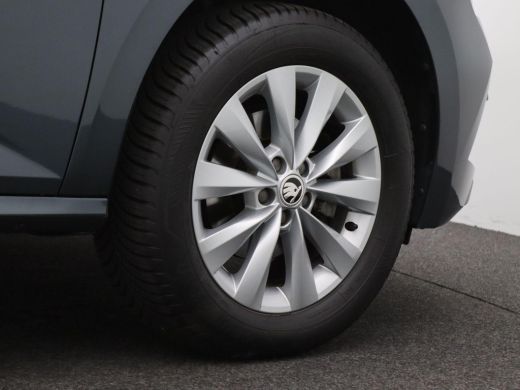 Skoda Kamiq 1.0 TSI Ambition Getint Glas, Parkeerhulp achter, Cruise Control, Airco, Radio Bolero, 16" LMV Ca... ActivLease financial lease