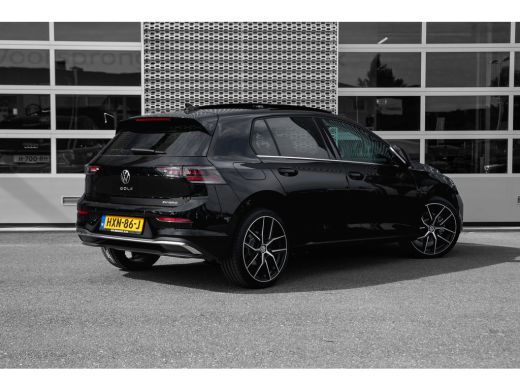 Volkswagen Golf 1.5 eHybrid 204pk Style Edition | Panoramadak | Achteruitrijcamera | Dodehoeksensor | Apple Carpl... ActivLease financial lease