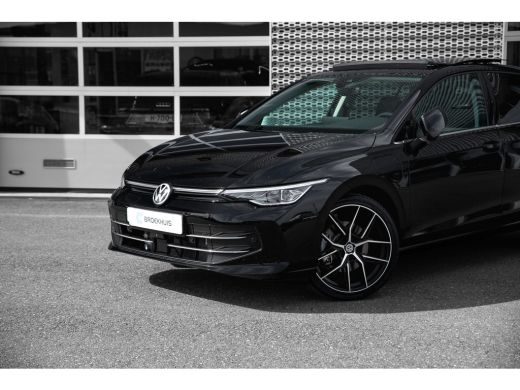Volkswagen Golf 1.5 eHybrid 204pk Style Edition | Panoramadak | Achteruitrijcamera | Dodehoeksensor | Apple Carpl... ActivLease financial lease