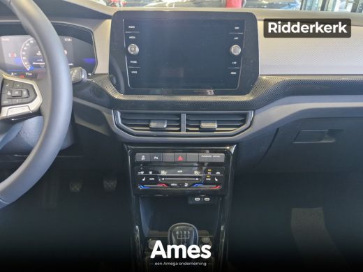 Volkswagen T-Cross Life Edition 1.0 TSI 95 pk | Achteruitrijcamera | Draadloos Carplay / Android Auto | ActivLease financial lease