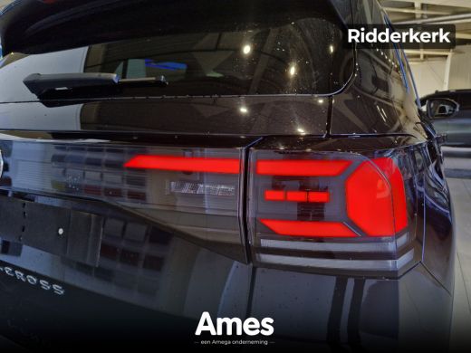 Volkswagen T-Cross Life Edition 1.0 TSI 95 pk | Achteruitrijcamera | Draadloos Carplay / Android Auto | ActivLease financial lease