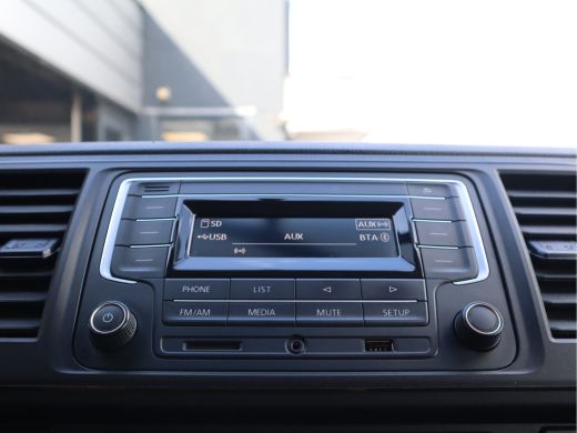 Volkswagen Transporter 2.0 TDI LANG ENKELE CABINE ActivLease financial lease
