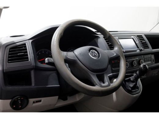 Volkswagen Transporter 2.0 TSI 150pk Benzine L2H3 Trendline Airco/Camera/Camper? BPM-VRIJ 03-2019 ActivLease financial lease