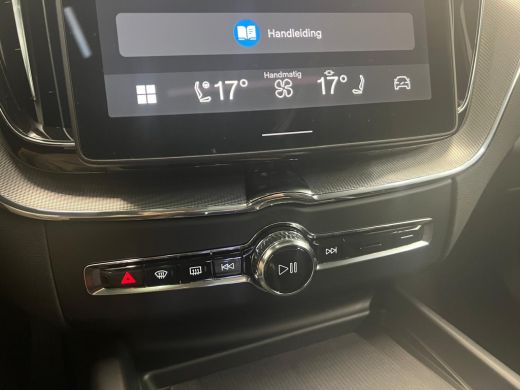 Volvo  XC60 T6 Plug-in hybrid AWD Ultra Black Edition | Apple Carplay/Android Auto|telefoonintegratie premium... ActivLease financial lease