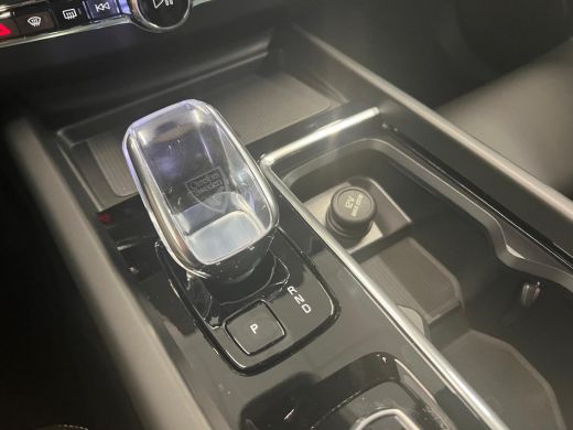 Volvo  XC60 T6 Plug-in hybrid AWD Ultra Black Edition | Apple Carplay/Android Auto|telefoonintegratie premium... ActivLease financial lease