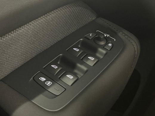 Volvo  XC60 T6 Plug-in hybrid AWD Ultra Black Edition | Apple Carplay/Android Auto|telefoonintegratie premium... ActivLease financial lease